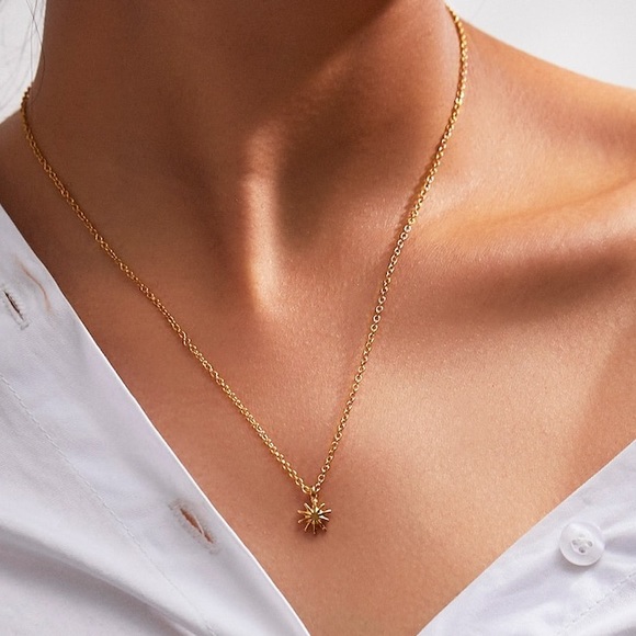 Jewelry - BOGOFREE! Metal Sun Pendant Chain Necklace